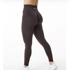Alphalete amplify chocolate leggings